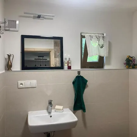 Vakantiehuis Dvur Metlice *