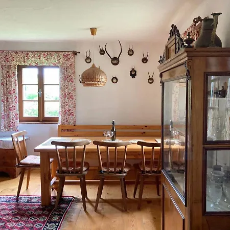 Vakantiehuis Dvur Metlice Rožmberk nad Vltavou